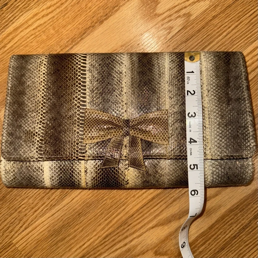 Vintage‎ Jacques Levine Snakeskin Bow Clutch Hand Bag Made in the Philippines